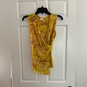 Sweet Pea by Stacy Froti Yellow Sleeveless Shirt M